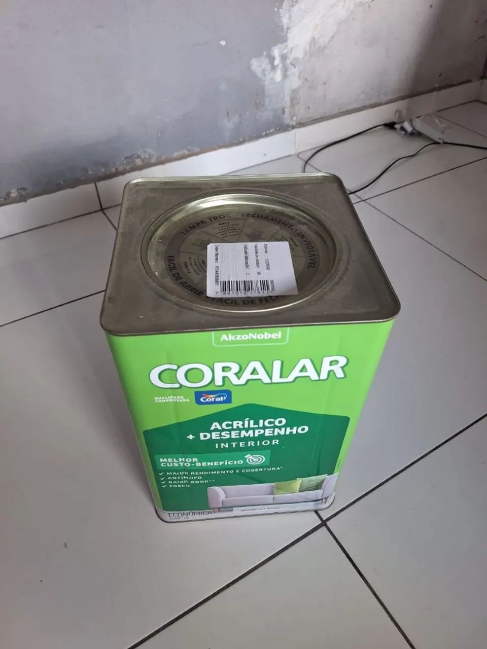 Vende-se 1 Lata 18l de tinta Coral 150,00 - Foto 2