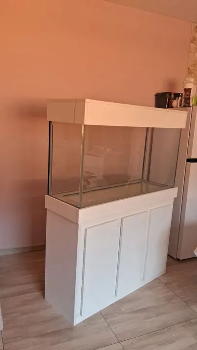 Aquário de vidro  300L com armário - Foto 6
