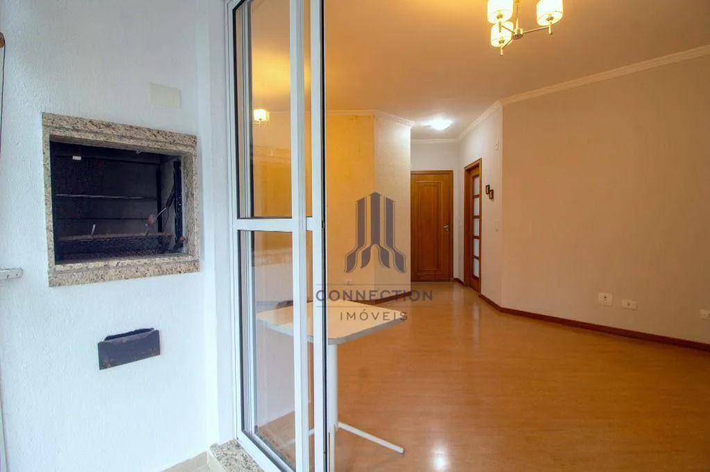 Apartamento com 3 dormitórios para alugar, 105 m² por R$ 4.775,31/mês - Ecoville - Curitib