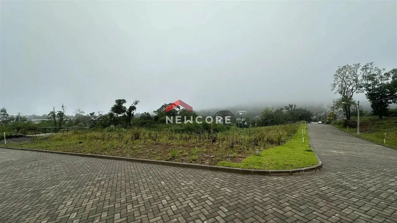 Lote em Rua Jose Caberlon - Várzea Grande - Gramado/RS
