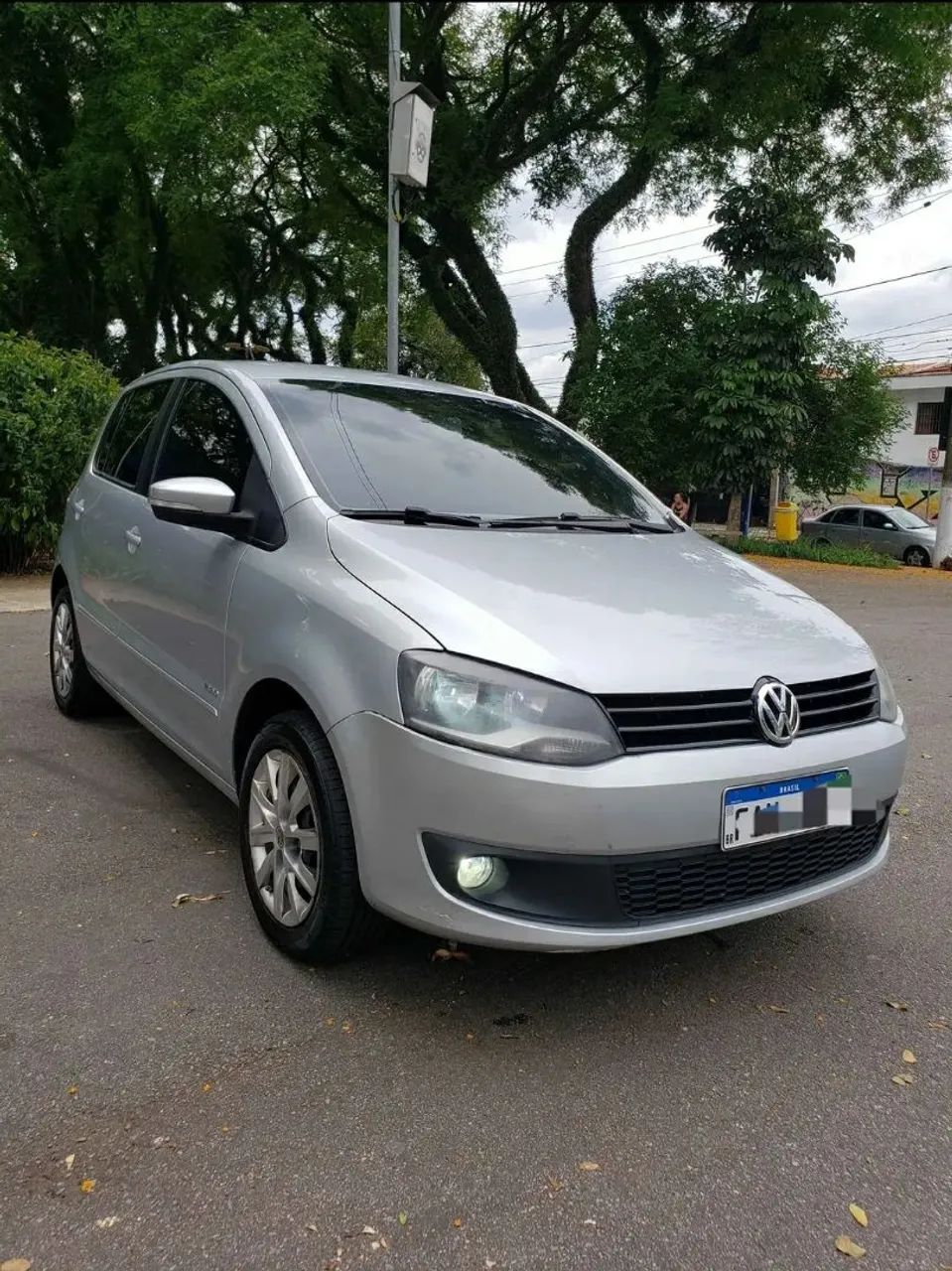 Volkswagen Fox 1.6 MI Total Flex 8V 5P 2013