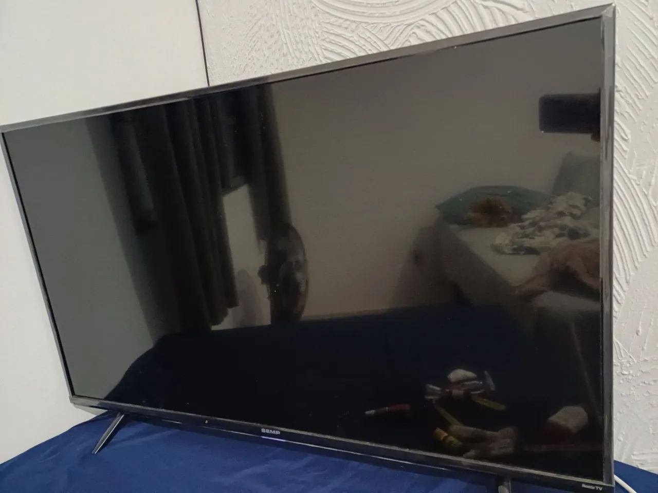 TV Semp 43 polegadas