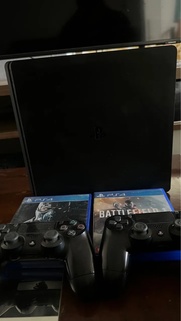 PS4 Slim + 2 Controles + Jogos