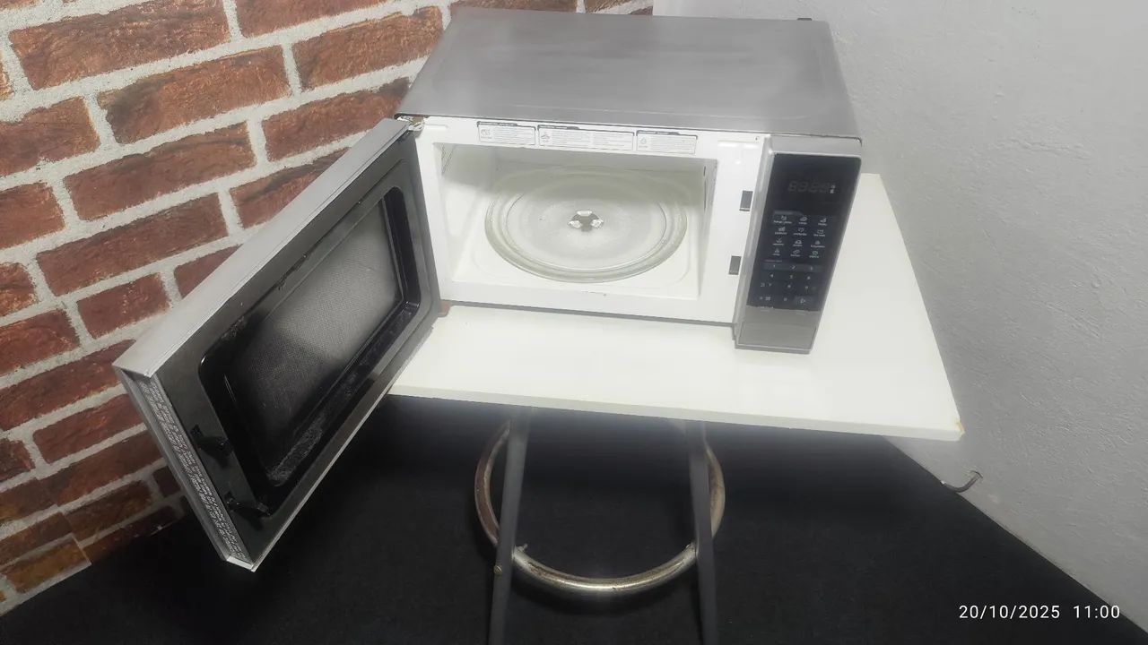 Microondas Midea (c/garantia de três meses e entrega grátis) - Foto 3