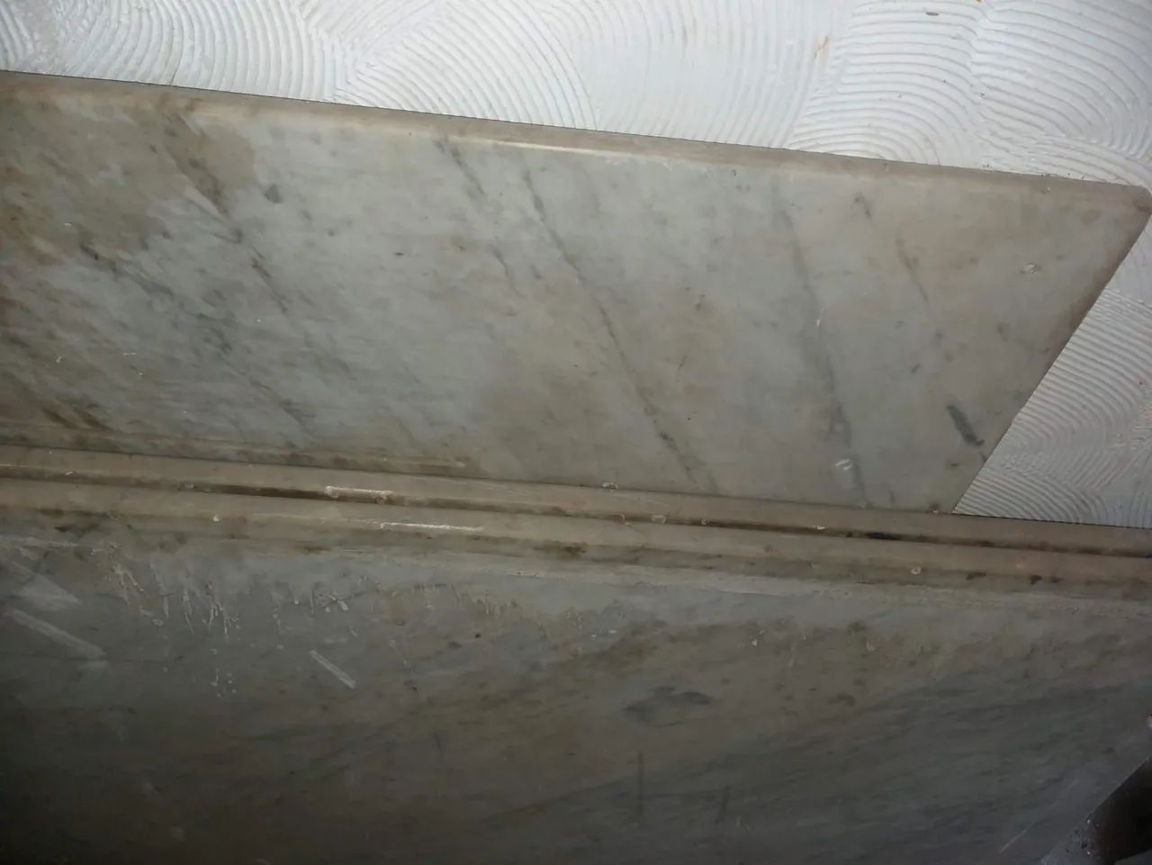 Vende se duas pedras de mármore câmara medindo 1,90 por 70 - Foto 2