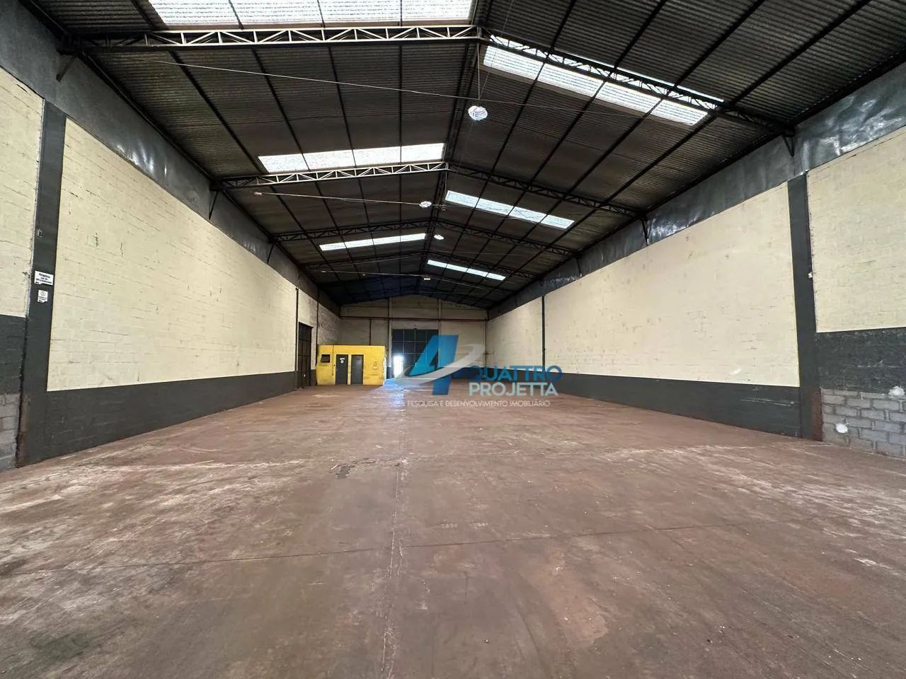 Barracão para locação com 900 m² Marginal PR 445 - Rod. Celso Garcia, Cambé