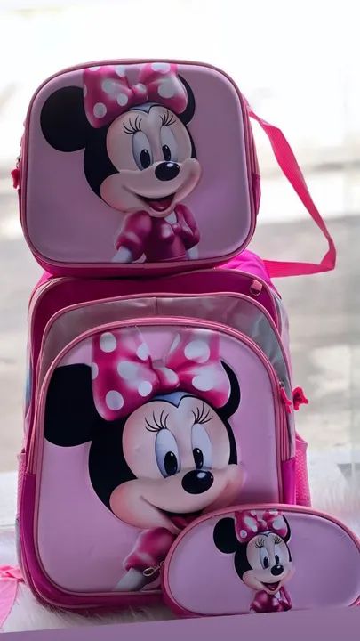 Mochila Infantil Hello Kitty.   Preço promocional  - Foto 3