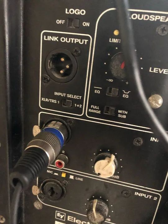 Caixa de Som Electro-Voice ELX115P - Foto 2