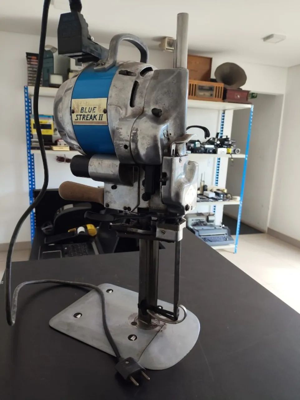 MAQUINA DE CORTE TECIDO EASTMAN BLUE STREAK II 10 POLEGADAS - Foto 5