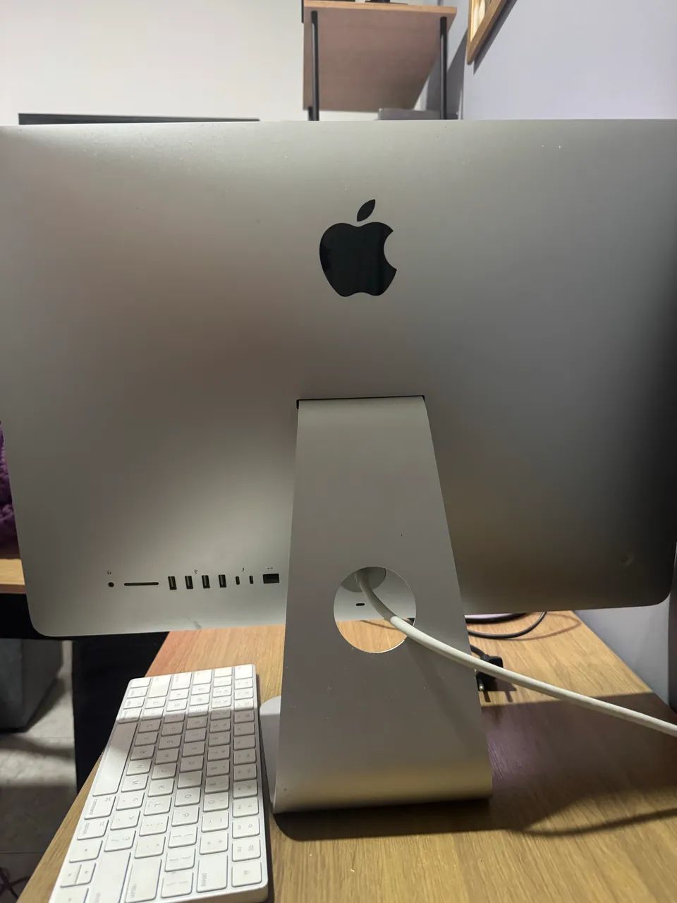 Apple iMac 21.5 2017 Retina 4K64617709452931123