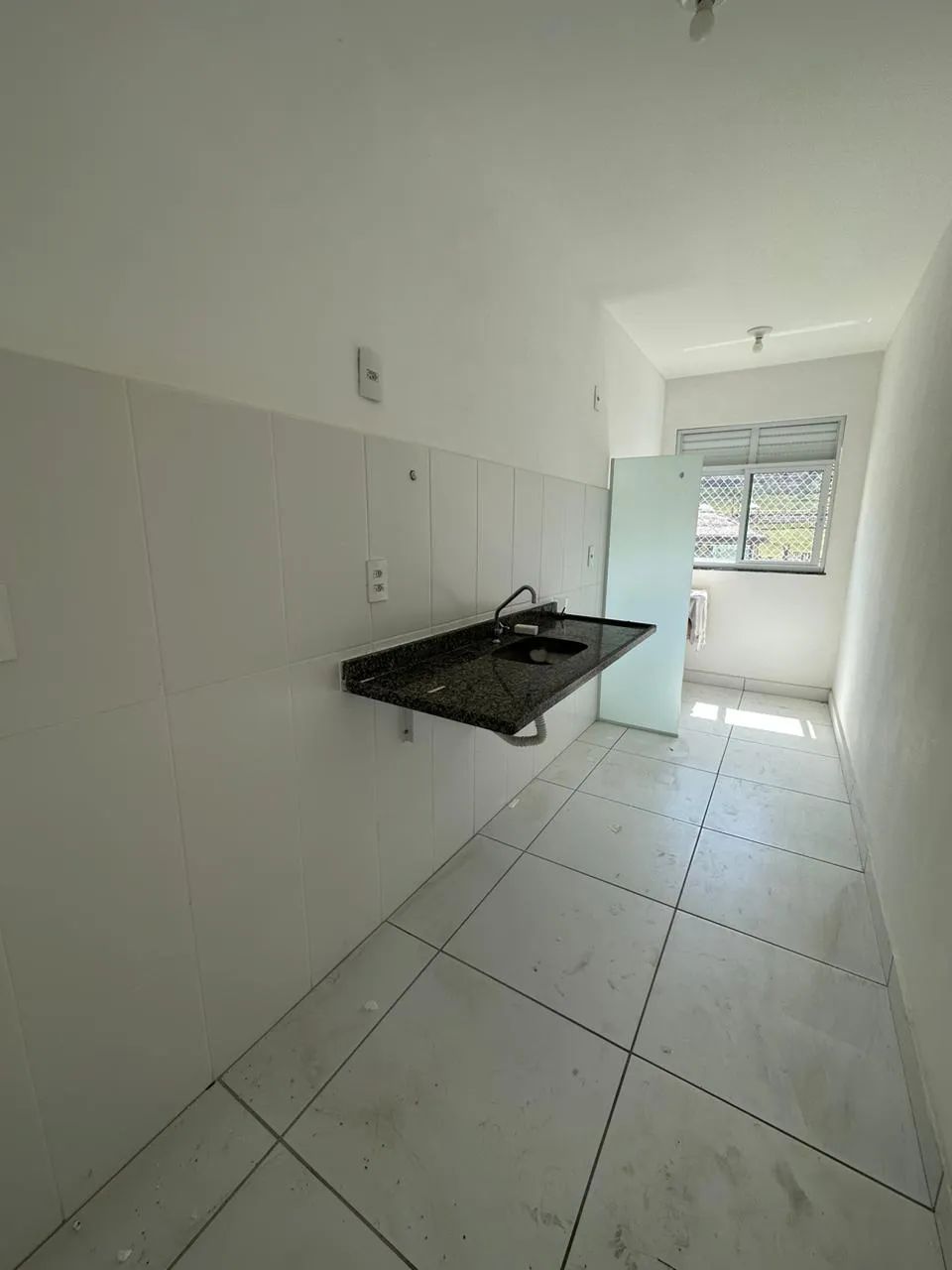 Vendo Excelente Apartamento no Condomínio Jardim Pendotiba no Rio do Ouro. - Foto 5