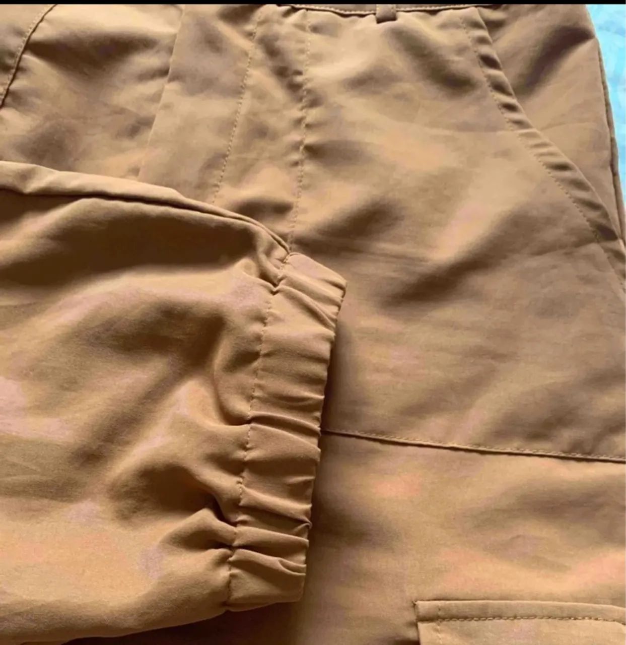 Calça Feminina Cargo cor Caqui - SHEIN PREMIUM 