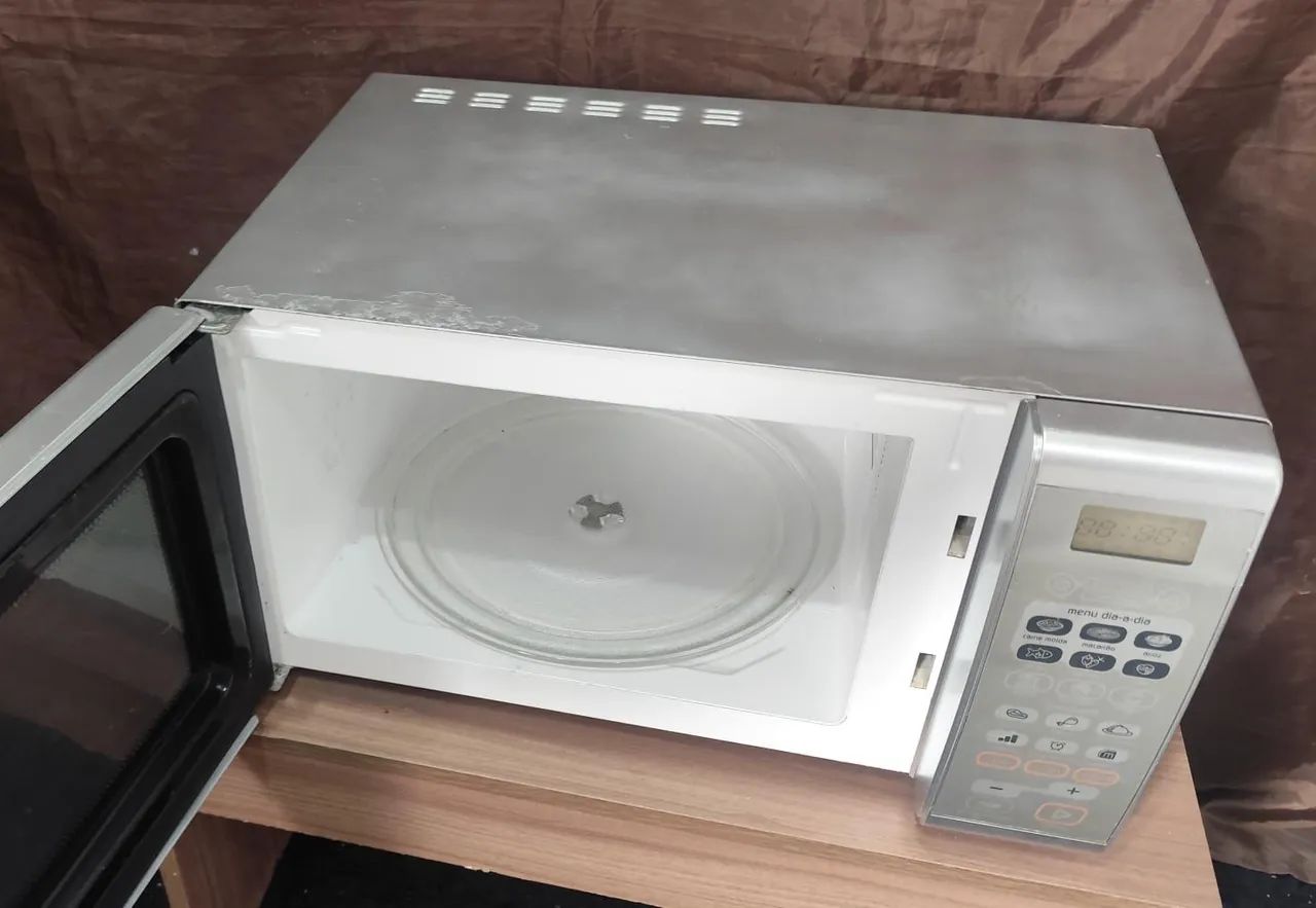 Micro-ondas Brastemp 30l (Garantia de 06 meses e entrega grátis) - Foto 4