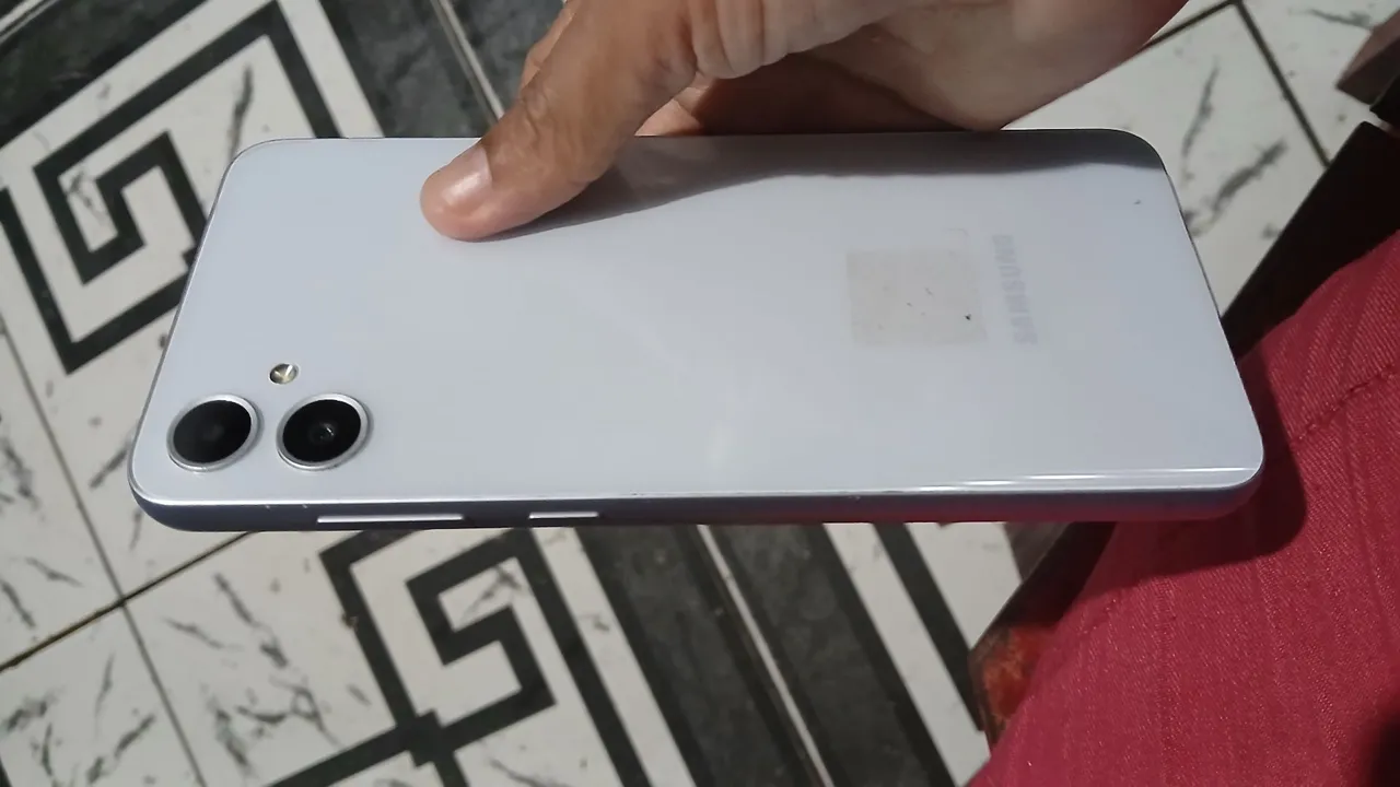 Valor 270.00 só um fio de cabelo está todo ok direito todos teste