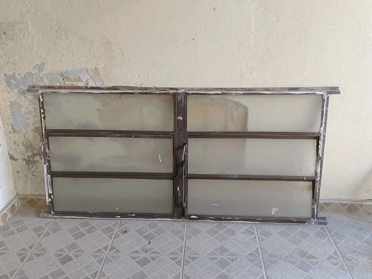 Tilt Window 1700x80064706494971906120