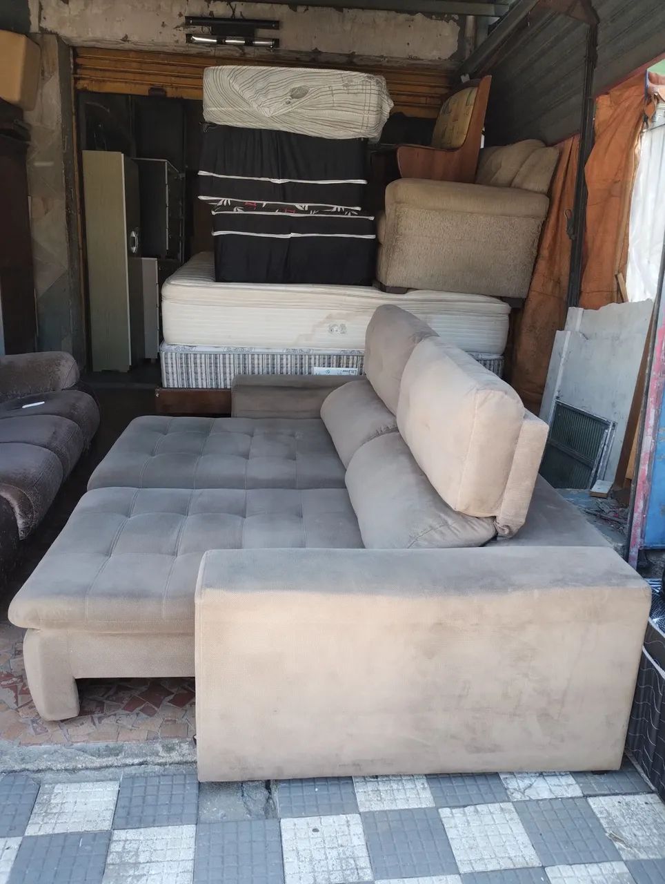 Sofá Retrátil ENTREGO 64842829882627123