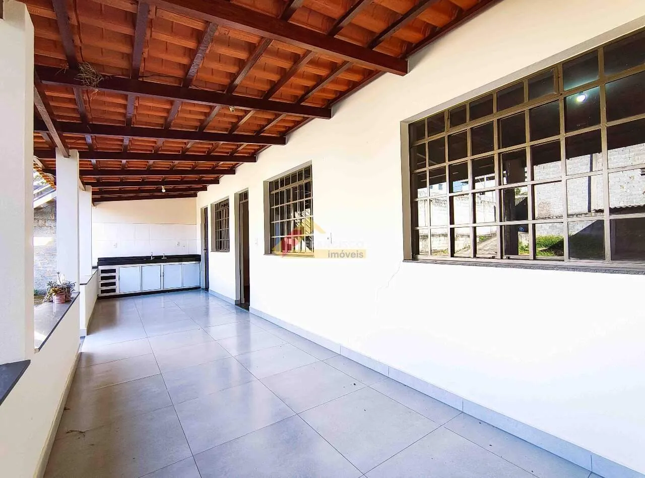 Casa para aluguel, 2 quartos, 1 vaga, Jardim Alterosa - Divinópolis/MG