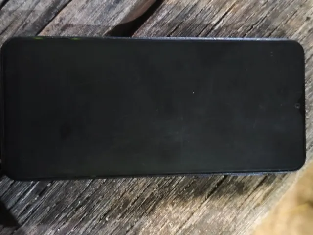 Celular moto e13
