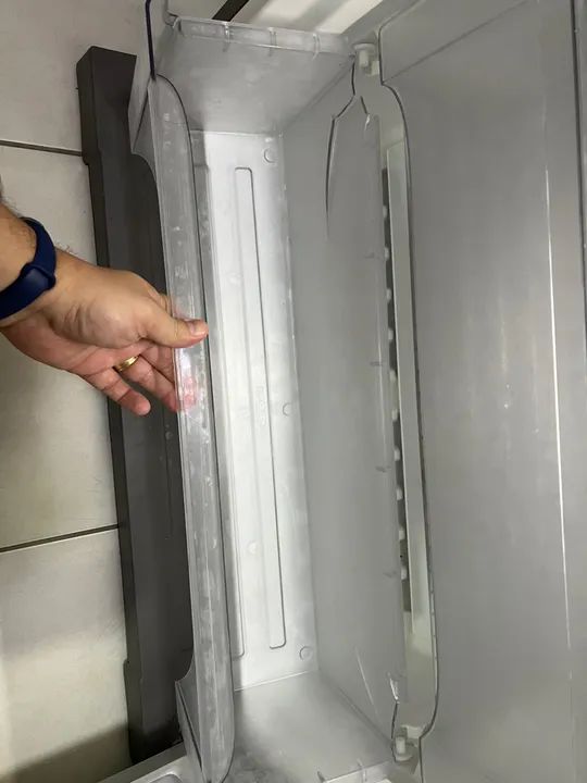 Geladeira Duplex Brastemp em ótimo estado - Foto 5