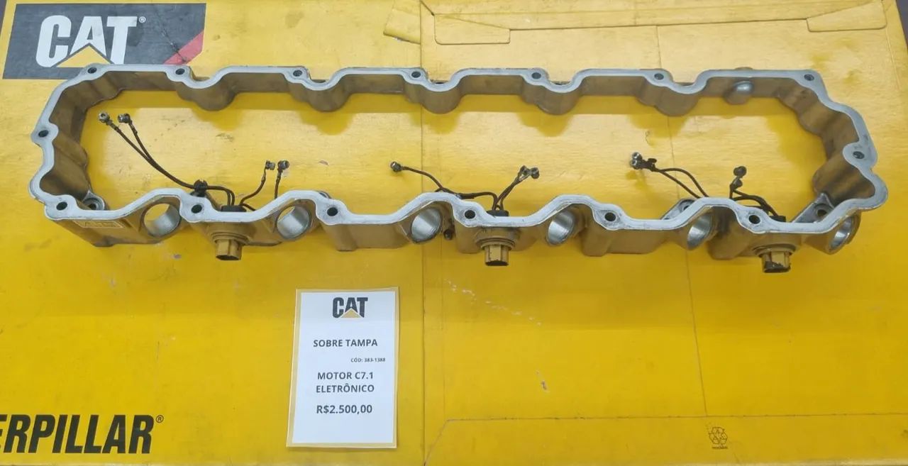 Sobre tampa do motor CATERPILLAR C7.1 eletrônico 