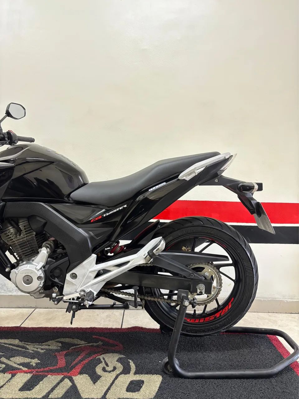 CB 250c TWISTER 2016 MUITO NOVA (DIVIDO EM 24 VEZES NO CARTÃO) - Foto 9