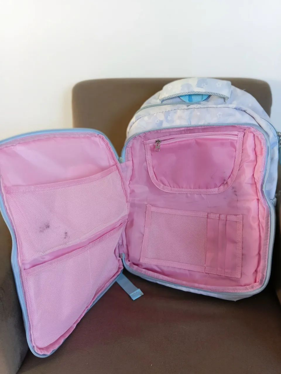 Kit com 2 Mochilas Usadas - Bom Estado e Ótimo Custo-Benefício - Foto 5