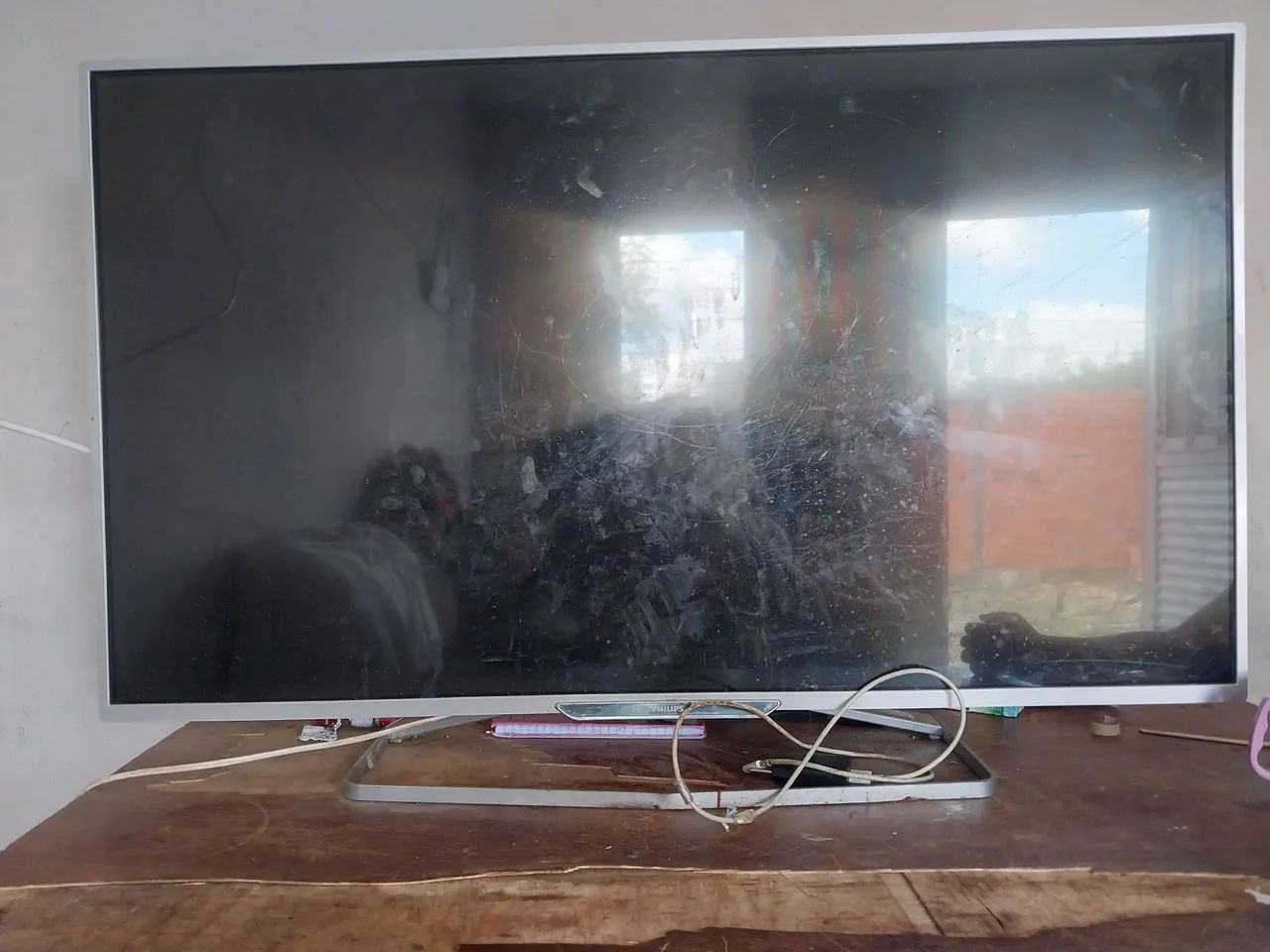 Vendo TV Philips 42 polegadas  - Foto 2