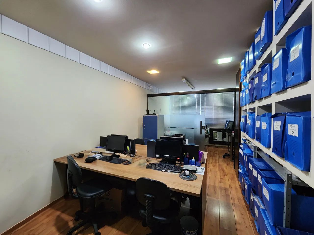 Uma sala com vaga de garagem no Centro para venda - Foto 4
