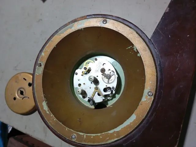 relogio despertador antigo silco não funciona - Foto 4