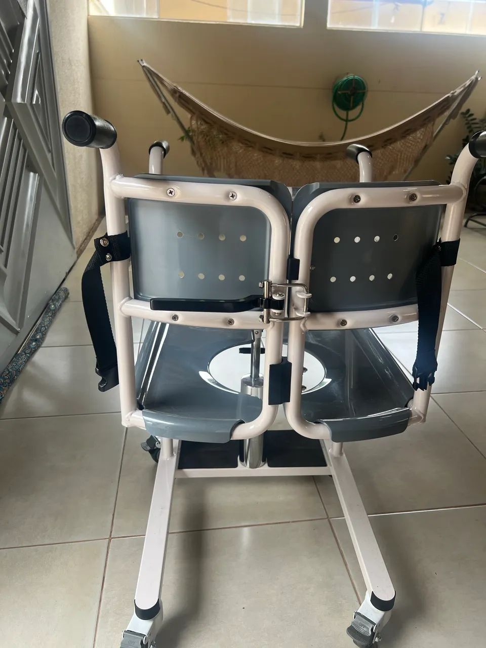 Cadeira de transferência  - Foto 3
