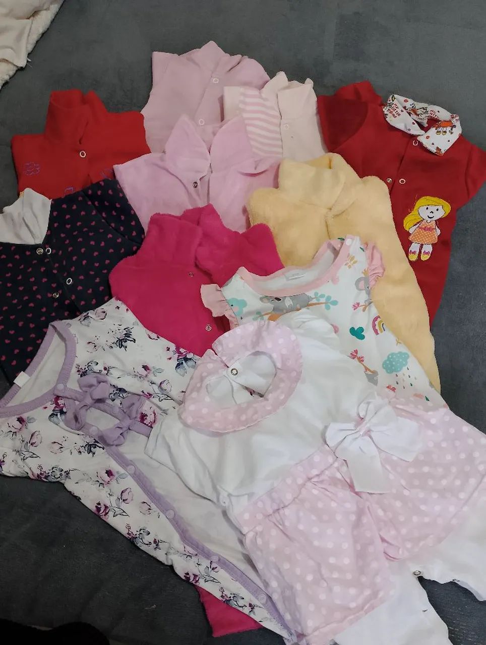 Lote de Macacões P, M e G