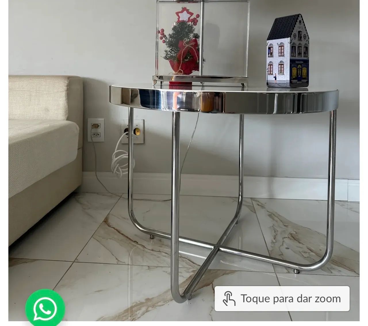 Conjunto de mesas de apoio para sala