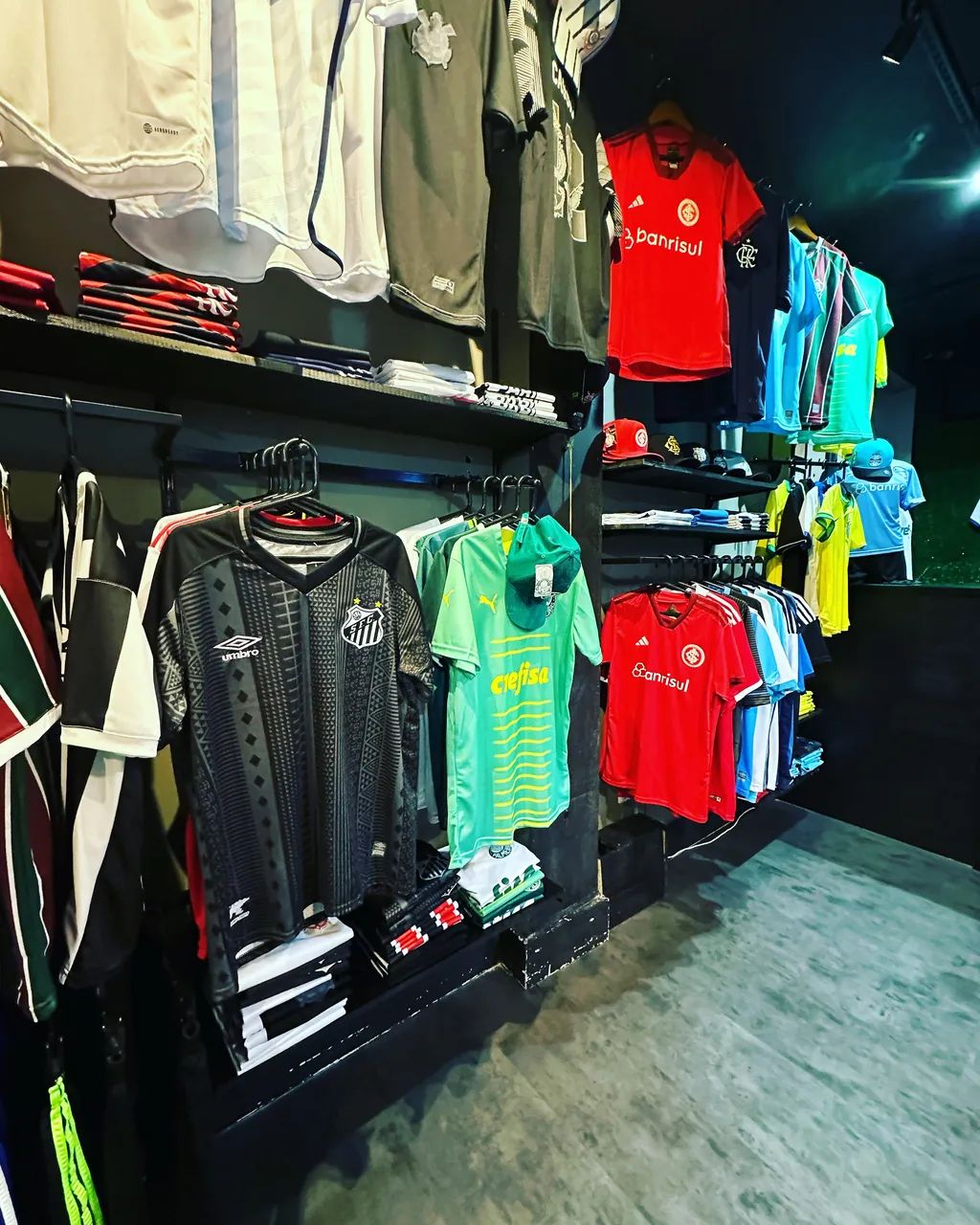 Vendo loja de artigos de futebol  - Foto 2