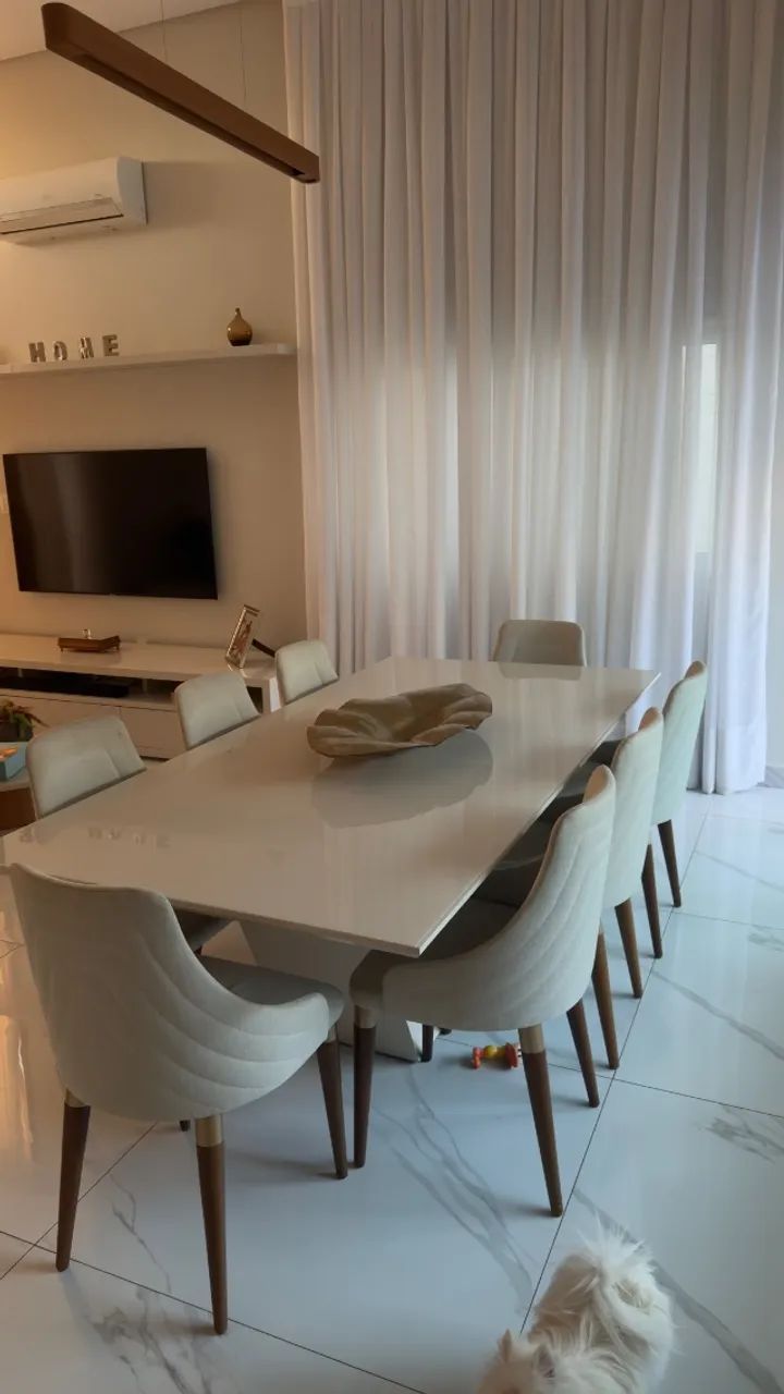 Mesa de jantar 8 lugares laqueda 