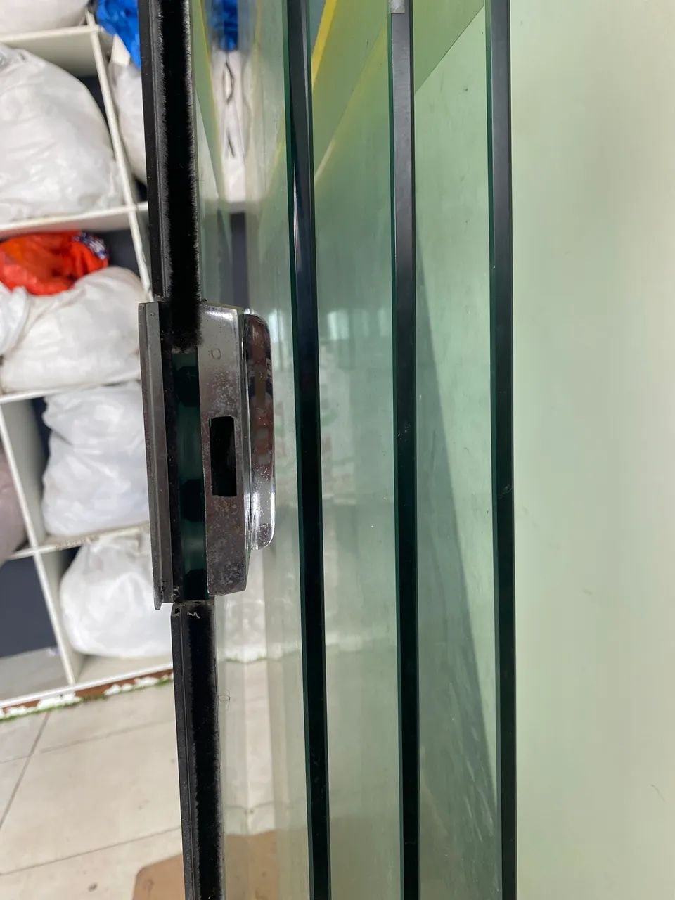 Vendo 4 portas de vidro, 10mm  - Foto 2