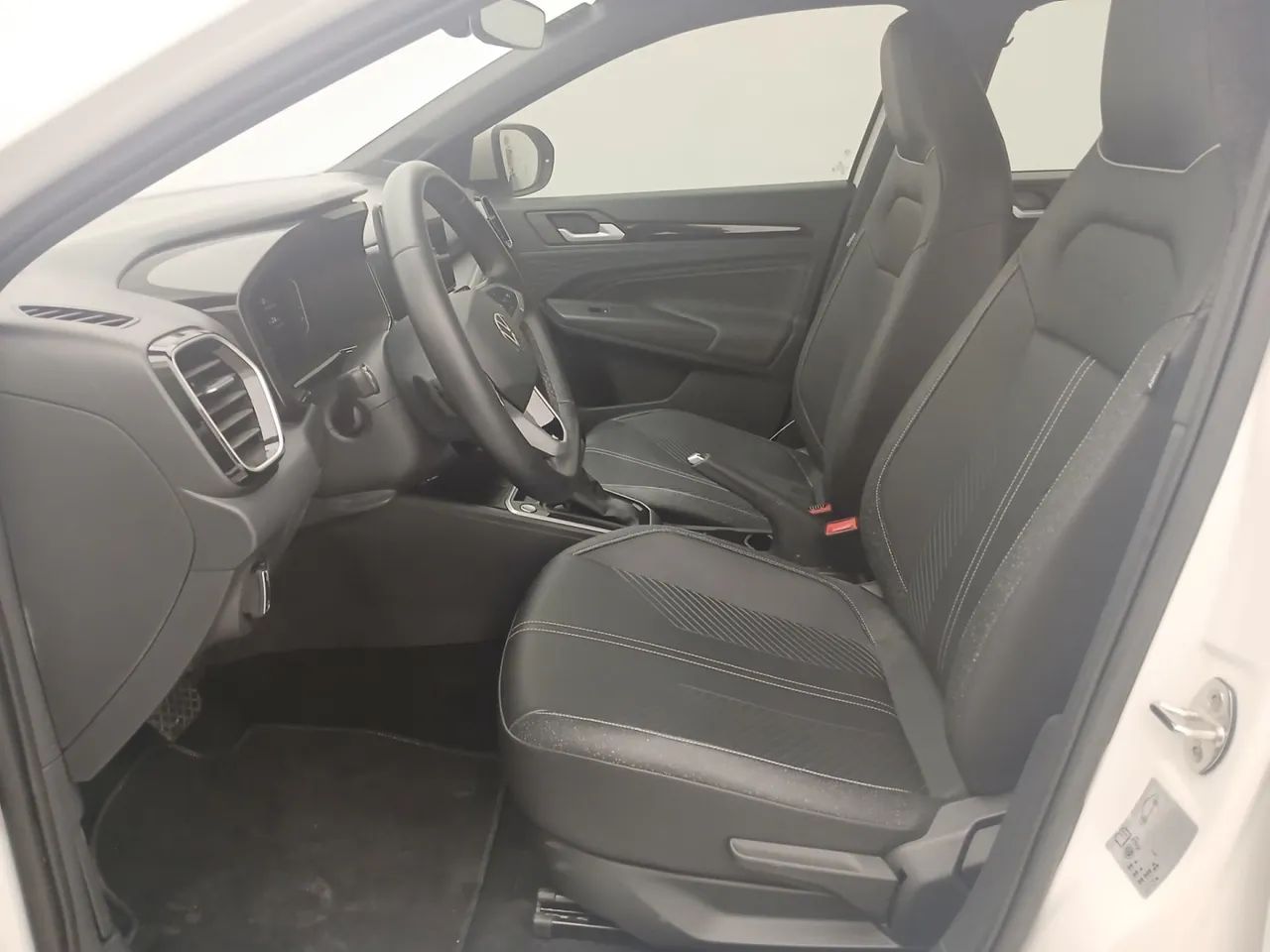 Volkswagen Tera High 1.0 170 TSI Flex 12V 5p Aut, foto 16 de 18
