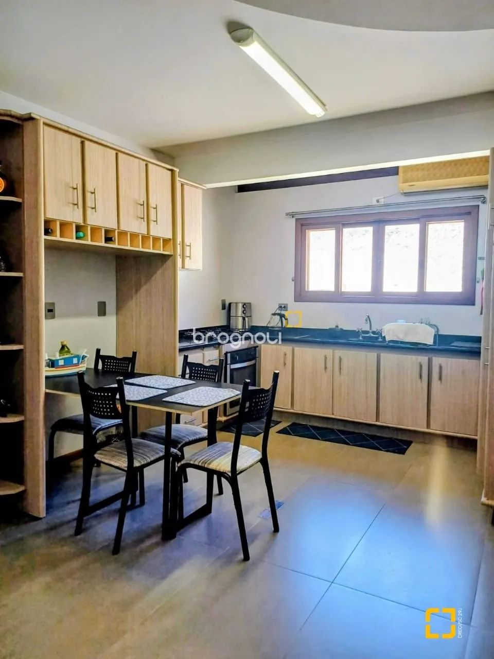 BROGNOLI VENDE - Seu Refúgio Particular: Casa Espaçosa com Piscina - Foto 4