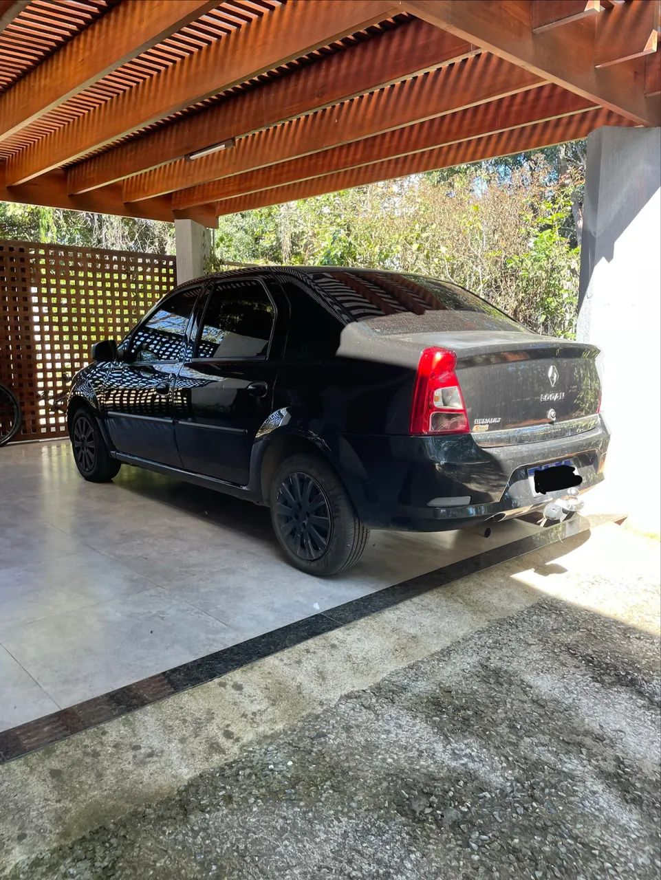 Renault Logan 2013