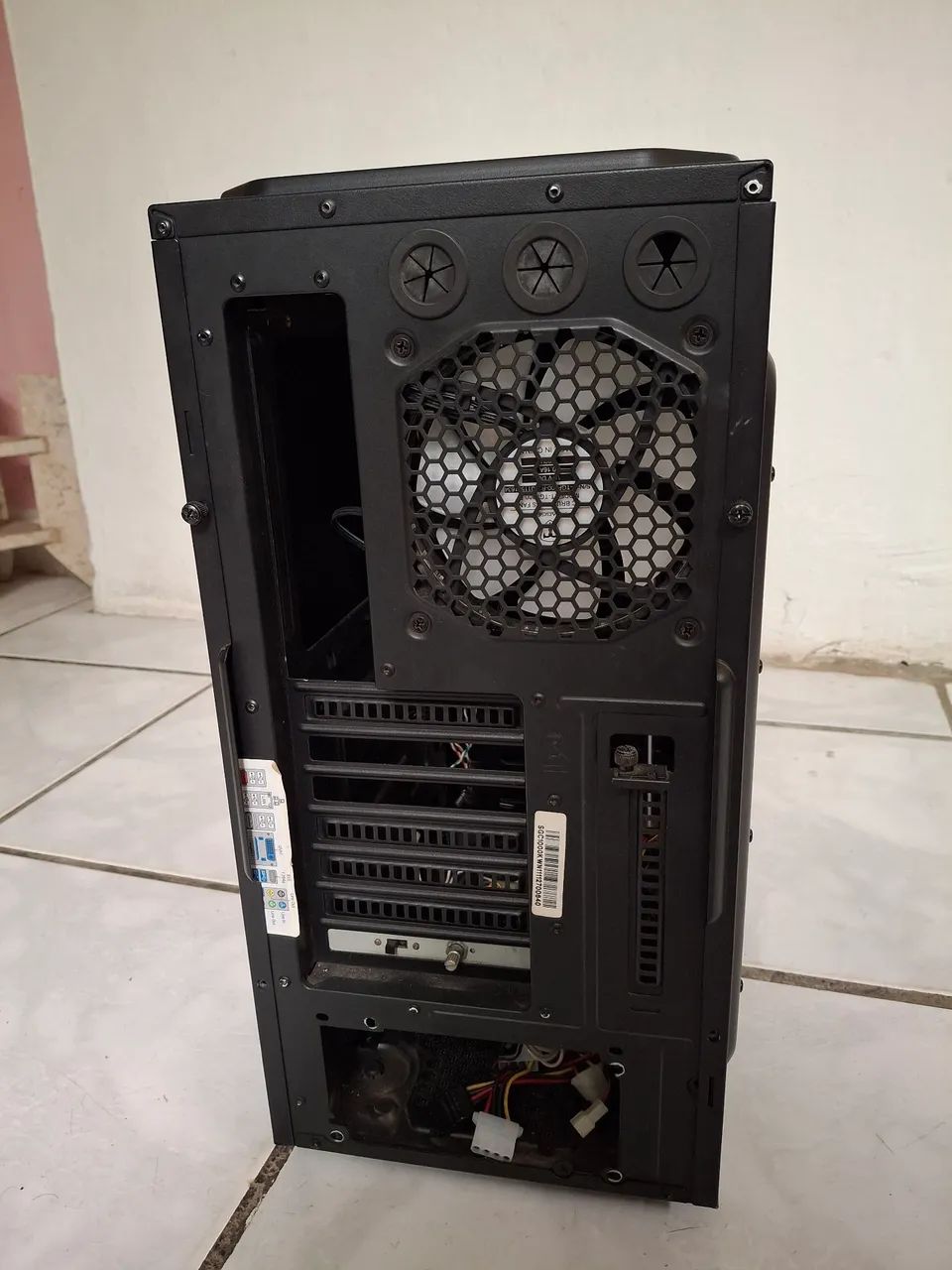 Gabinete Cooler Master Full Tower - Foto 3