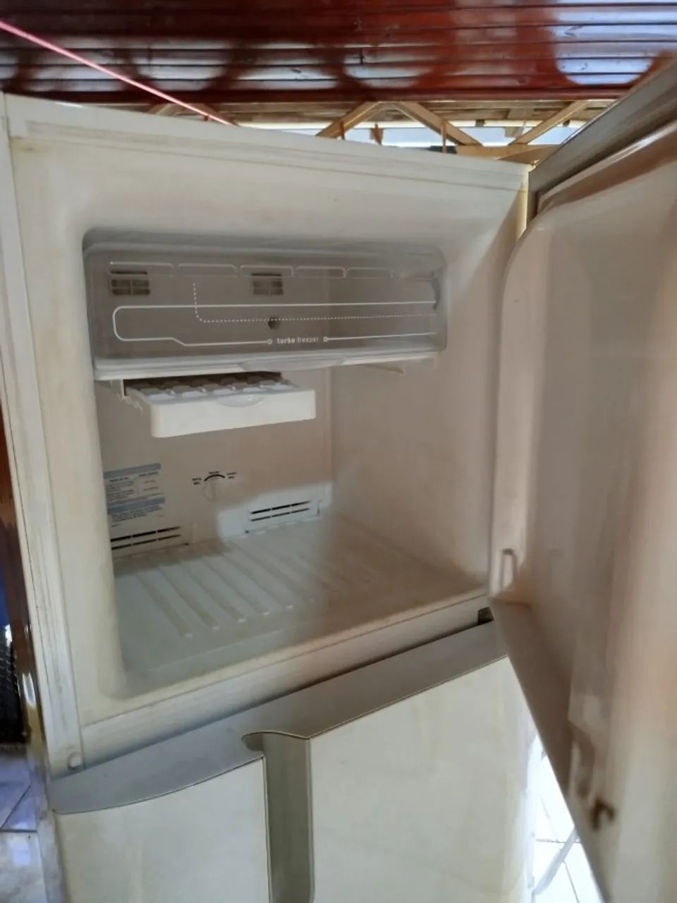 Geladeira Semi Nova - Foto 2