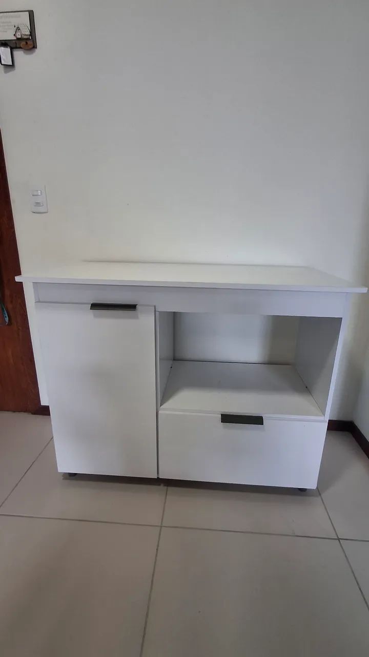 Balcão Multiuso Branco com Espaço para Micro-ondas