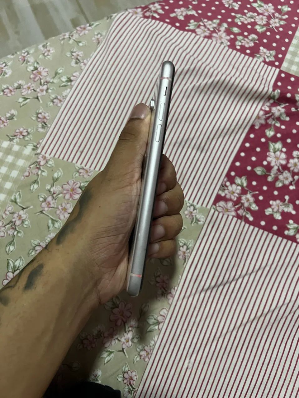 IPHONE XR EM PERFEITO ESTADO - Foto 3