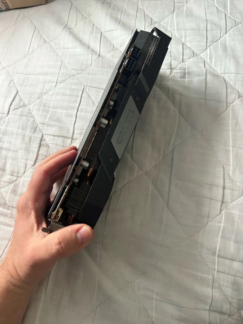 5700xt gigabyte 