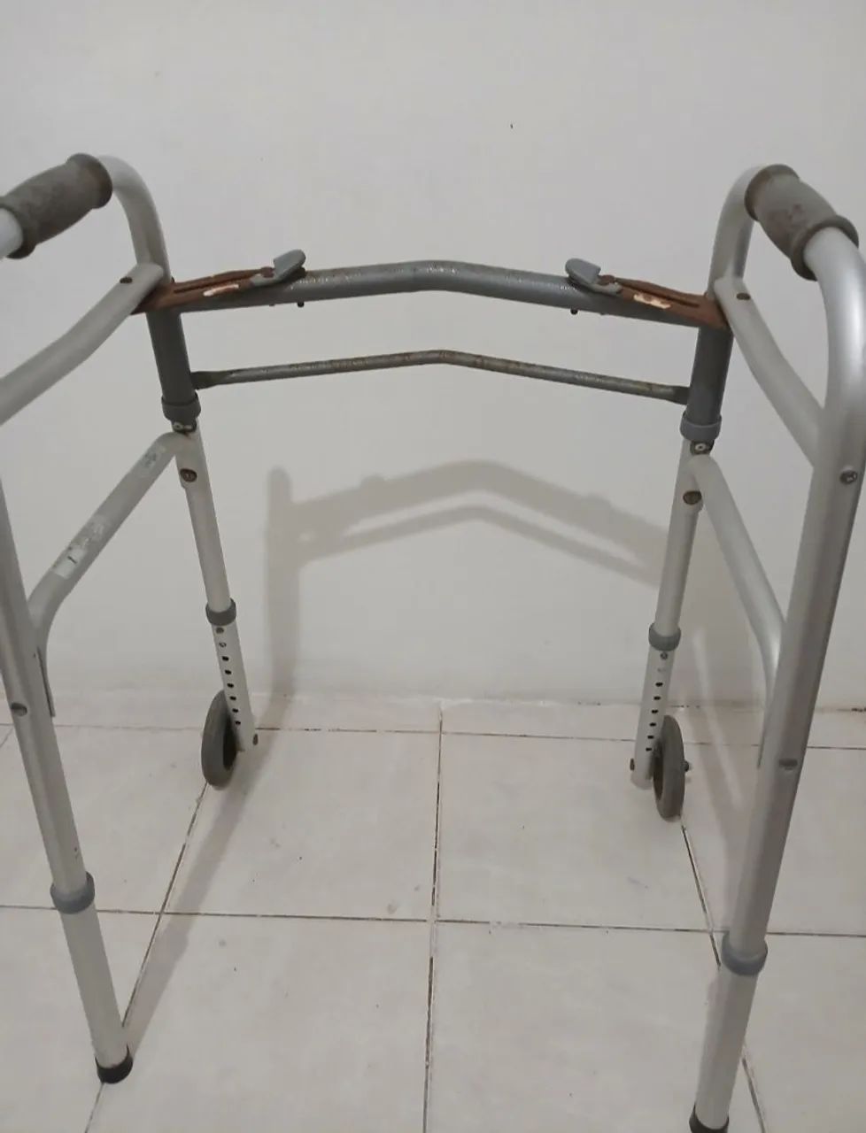 Vendo Andador Adulto 