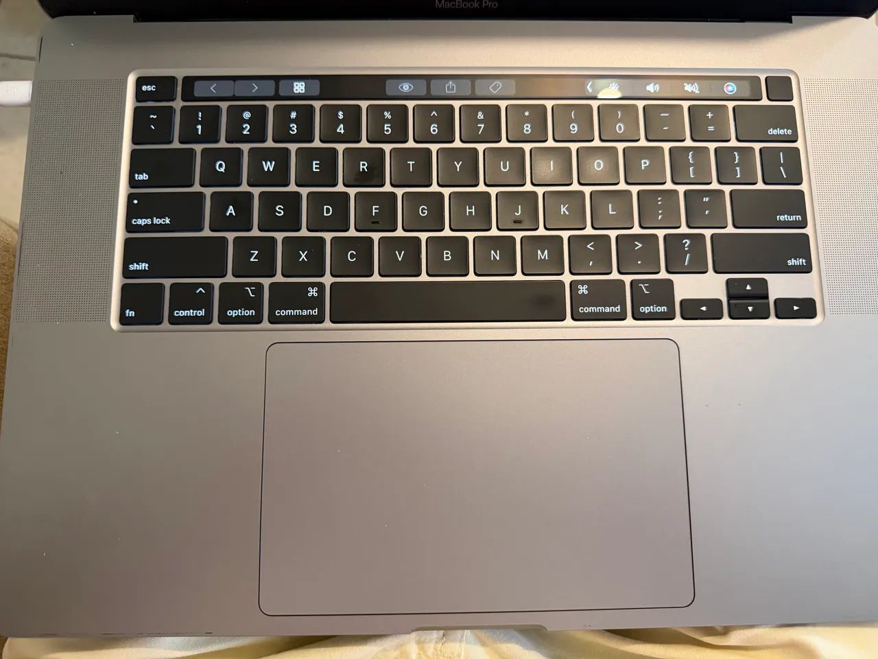 MacBook Pro 16㌅ Ci7 6Core・32GB バッテリー◎ MacBook Pro 16