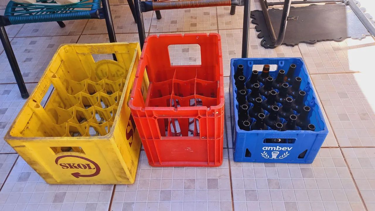 Caixa plastica para garrafas  - Foto 3