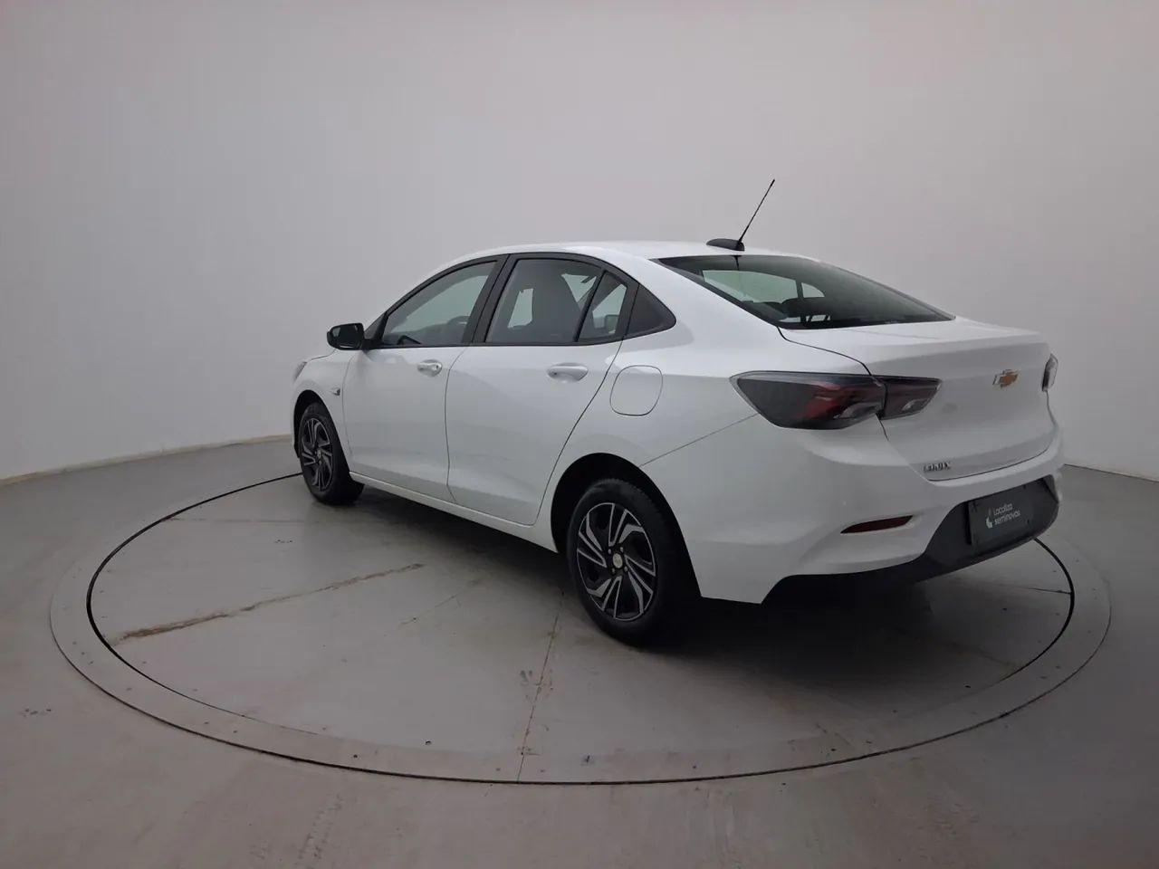 Chevrolet Onix Activ 1.4 8V Flex Aut. 4P, foto 3 de 18