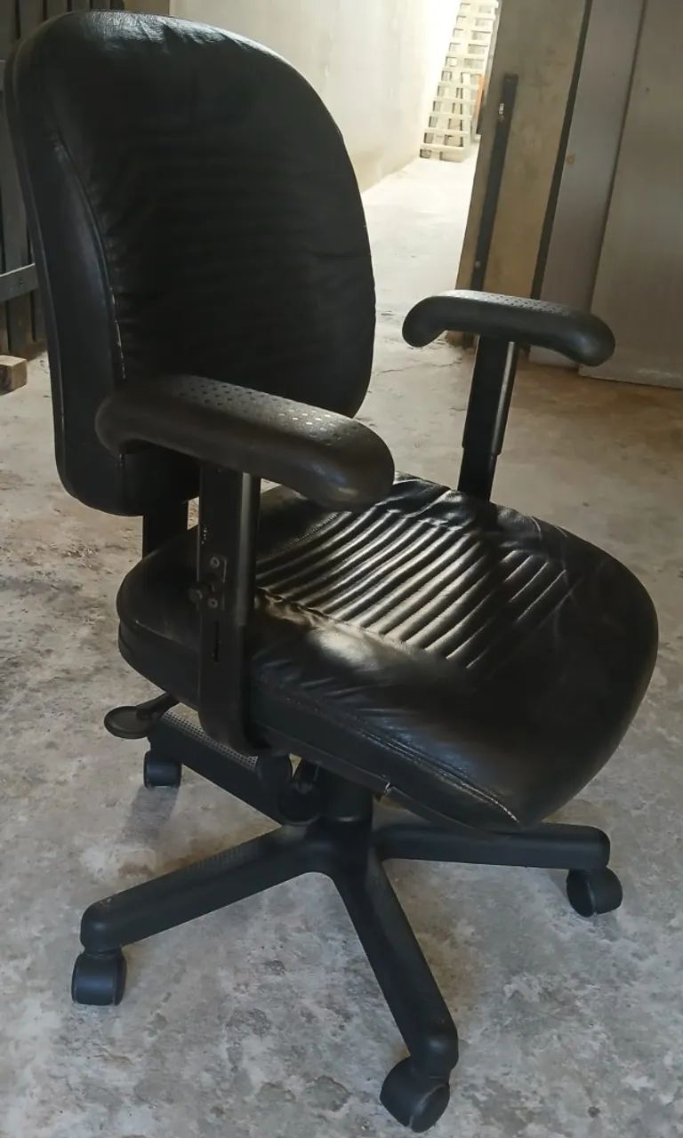 Cadeira Executiva de Escritório - Foto 2