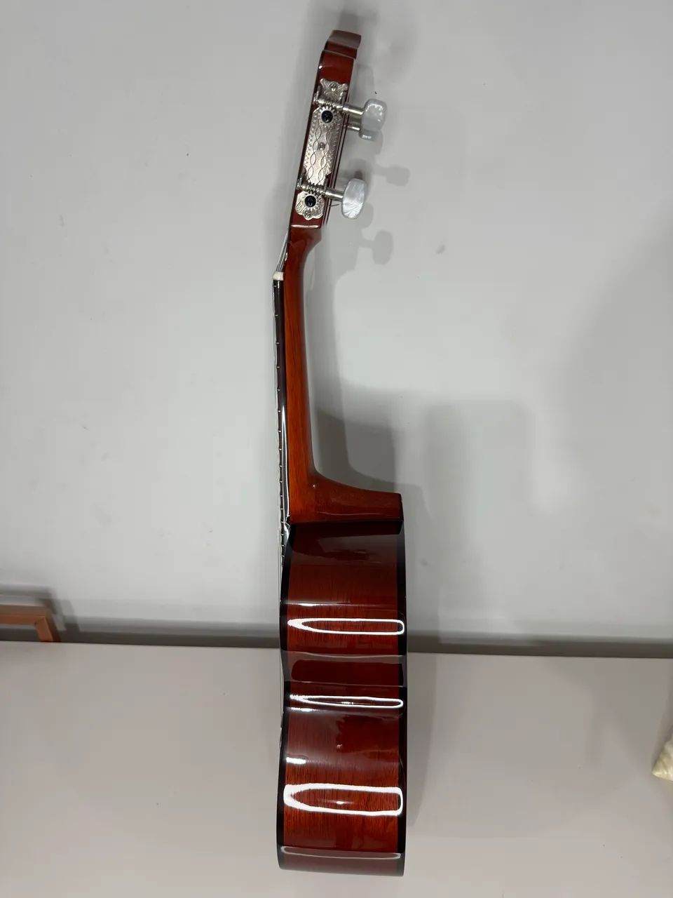Cavaquinho todo em cedro excelente sonoridade e timbre - Foto 2