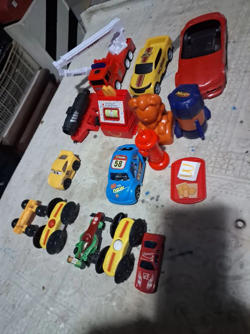 Lote com 15 carrinhos  - Foto 2